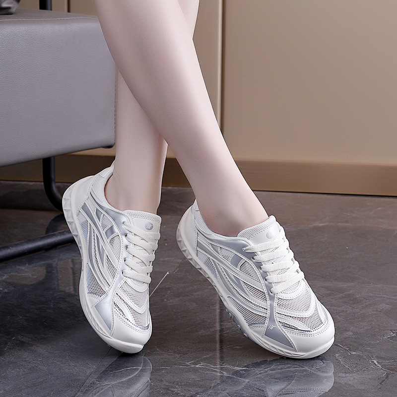 Women s training shoes 2026 summer new style casual sports sneakers breathable and versatile student shoes K6810 - Image 4